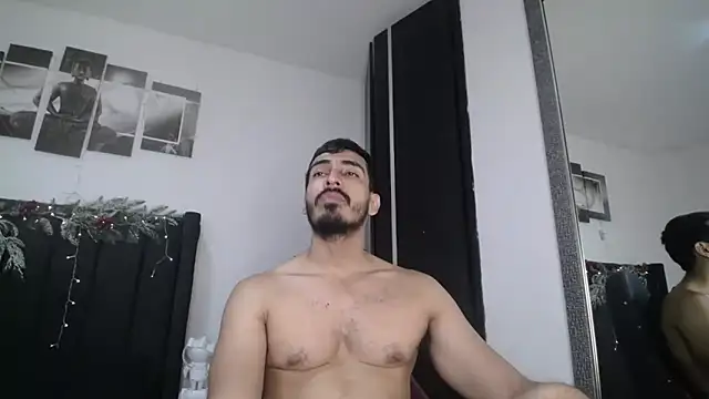 Snapshot of muscle_ares chatting on 12/03/24, 11:55 muscle ares online show from 12/03/24, 11:55