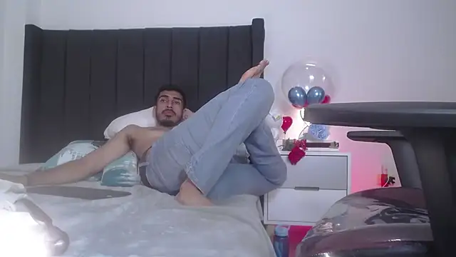 Snapshot of muscle_ares chatting on 03/11/25, 02:51 muscle ares online show from 03/11/25, 02:51