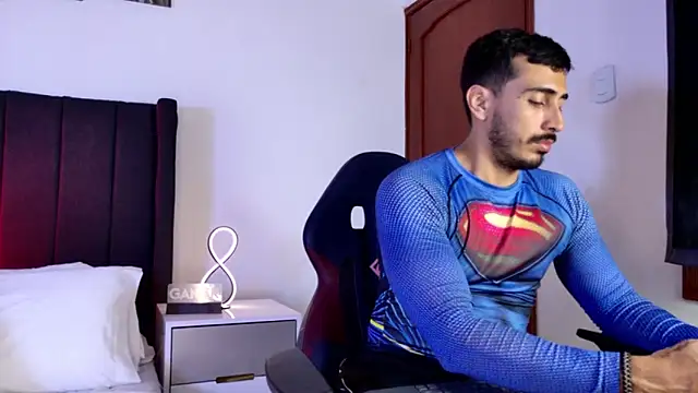 muscle ares online show from 11/04/25, 12:32