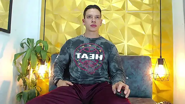 Snapshot of Baxter_Dex chatting on 01/14/25, 05:08 Baxter Dex online show from 01/14/25, 05:08