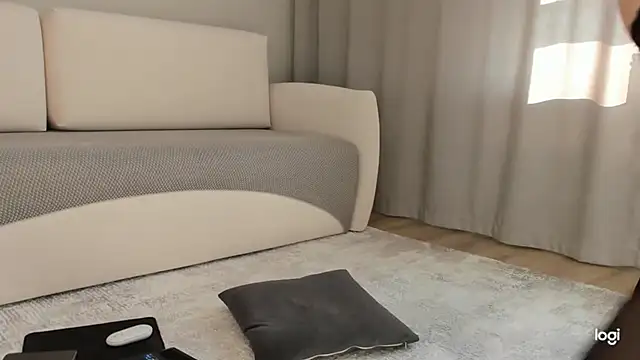 AmelinaLove online show from 05/15/26, 11:39