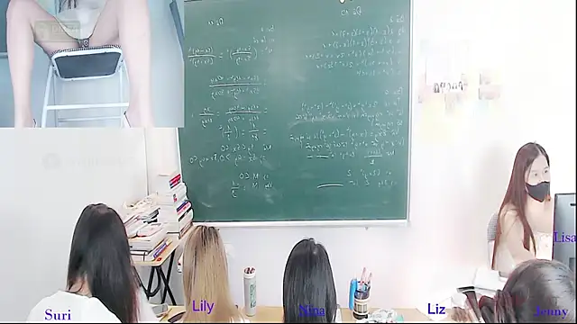 Snapshot of _Math_ chatting on 05/08/26, 12:05 Math online show from 05/08/26, 12:05