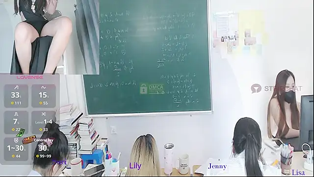 Snapshot of _Math_ chatting on 05/19/26, 02:01 Math online show from 05/19/26, 02:01