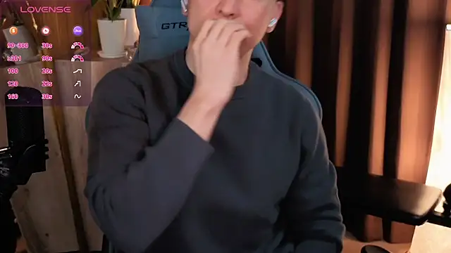 HARU-outdoor-x online show from 03/03/25, 02:15