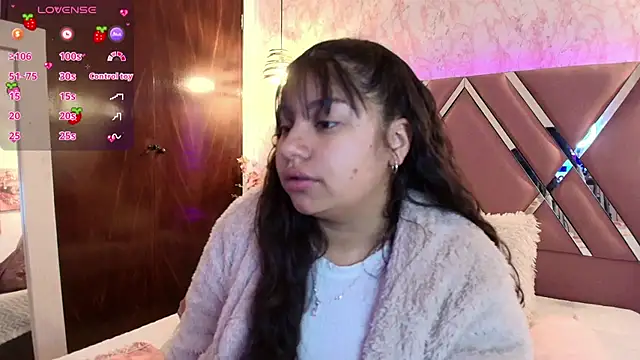 Snapshot of Miaa_Smiith1 chatting on 01/28/25, 12:11 Miaa Smiith1 online show from 01/28/25, 12:11