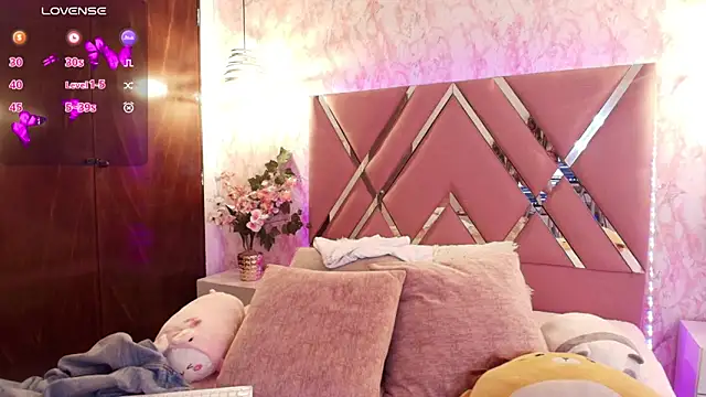 Snapshot of Miaa_Smiith1 chatting on 03/01/25, 03:16 Miaa Smiith1 online show from 03/01/25, 03:16