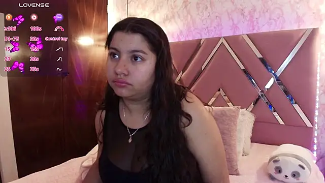 Snapshot of Miaa_Smiith1 chatting on 03/04/25, 12:22 Miaa Smiith1 online show from 03/04/25, 12:22