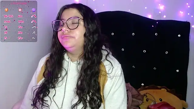 Snapshot of Miaa_Smiith1 chatting on 09/15/25, 10:15 Miaa Smiith1 online show from 09/15/25, 10:15