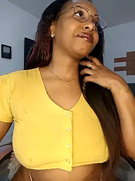 kitty  blackgl online show from 02/05/25, 11:23