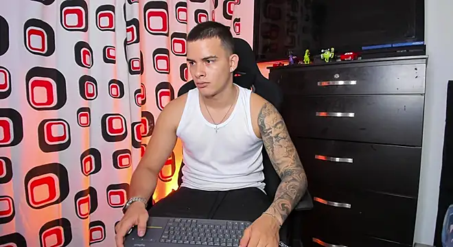 Snapshot of jacob_firexx chatting on 02/28/25, 01:05 jacob firexx online show from 02/28/25, 01:05