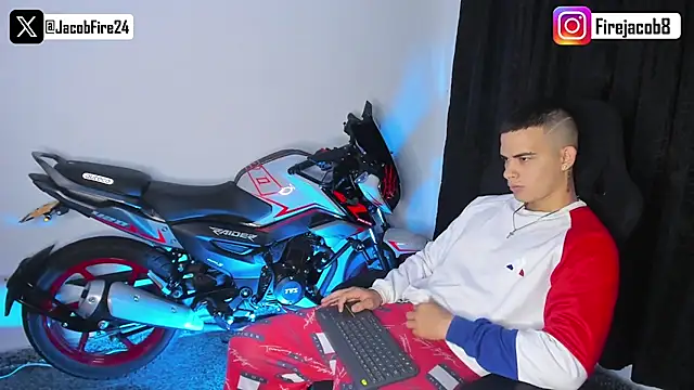 Snapshot of jacob_firexx chatting on 03/21/25, 12:06 jacob firexx online show from 03/21/25, 12:06