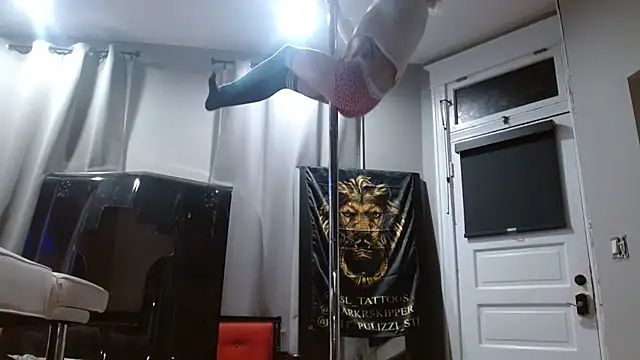 watermellonpussy online show from 06/18/26, 09:14