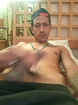 Snapshot of fkoito chatting on 09/22/25, 06:43 fkoito online show from 09/22/25, 06:43