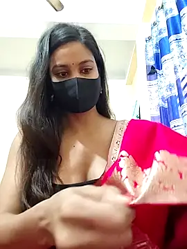 Snapshot of SimaRoy- chatting on 01/28/25, 01:50 SimaRoy- online show from 01/28/25, 01:50