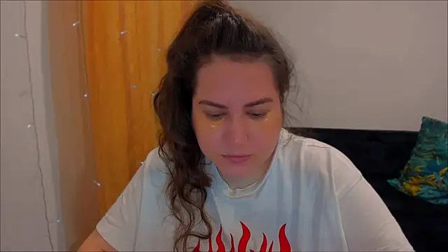 Snapshot of _madalexa_ chatting on 12/29/24, 03:13 madalexa online show from 12/29/24, 03:13