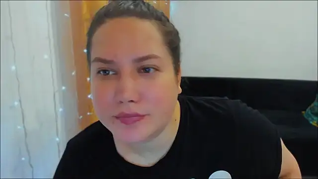 Snapshot of _madalexa_ chatting on 10/15/25, 07:47 madalexa online show from 10/15/25, 07:47