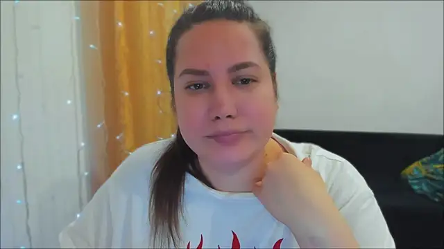 Snapshot of _madalexa_ chatting on 11/05/25, 06:41 madalexa online show from 11/05/25, 06:41