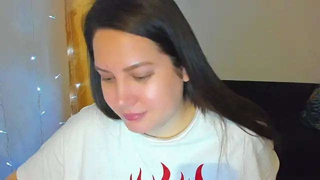 Snapshot of _madalexa_ chatting on 01/17/26, 02:16 madalexa online show from 01/17/26, 02:16