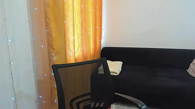 Snapshot of _madalexa_ chatting on 03/25/26, 01:28 madalexa online show from 03/25/26, 01:28