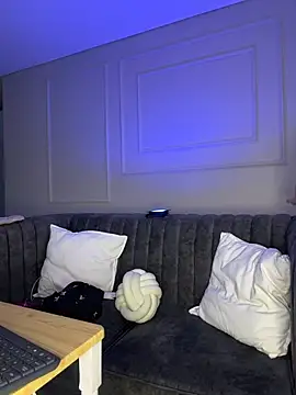 GabriellaFerrer online show from 11/13/25, 10:03