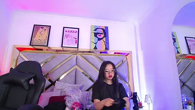 Moon Water   online show from 04/13/26, 11:37