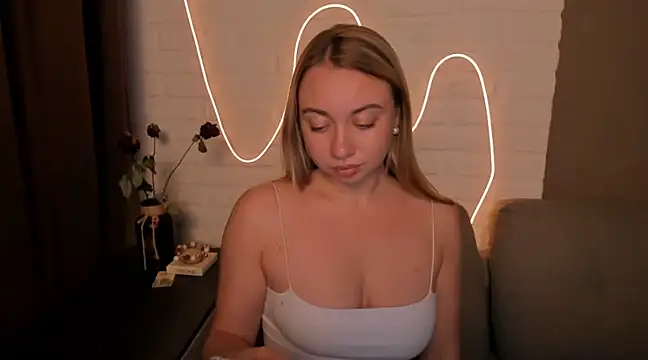 DanielaWisse online show from 12/07/24, 09:00