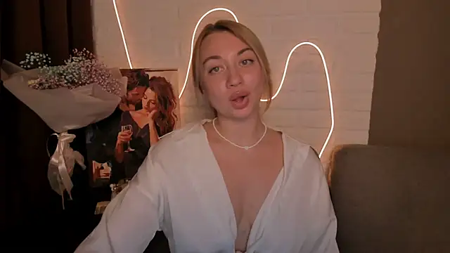 DanielaWisse online show from 12/19/24, 08:44