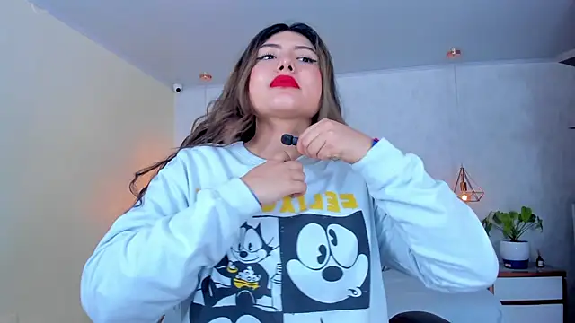 LARSONMIA online show from 02/18/25, 03:10