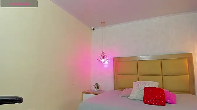 LARSONMIA online show from 03/06/26, 12:34