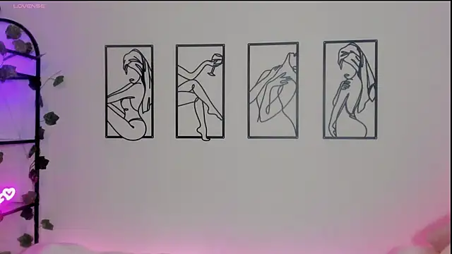 Megan Rodrigo online show from 03/01/25, 08:53