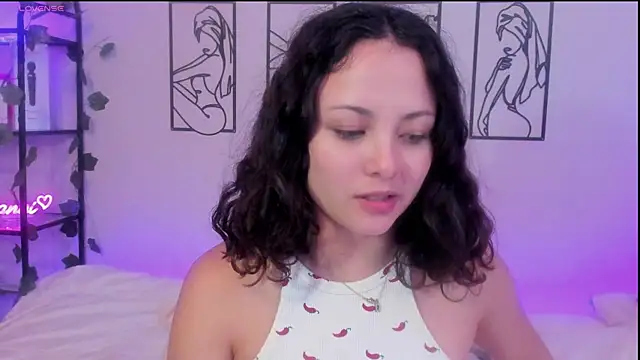 Megan Rodrigo online show from 03/07/25, 07:38