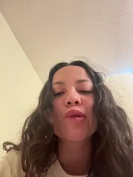 Megan Rodrigo online show from 03/28/26, 12:49