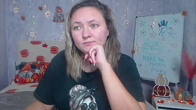 SallyVerda online show from 11/26/25, 08:54