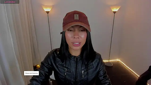 Dayanna tecca online show from 04/17/26, 10:24