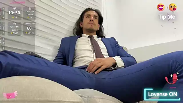 Tom blunt96 online show from 02/27/25, 05:13