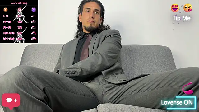 Tom blunt96 online show from 11/26/25, 06:25