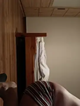 Snapshot of niesmialy39oon chatting on 02/04/26, 06:03 niesmialy39oon online show from 02/04/26, 06:03