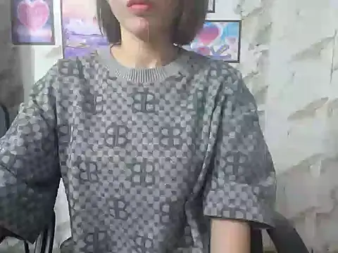 Love bug15 online show from 03/13/25, 12:02