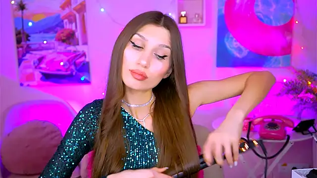 MollyPerry online show from 12/25/24, 04:11