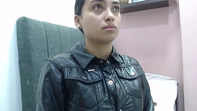 kate stam online show from 12/03/25, 01:42