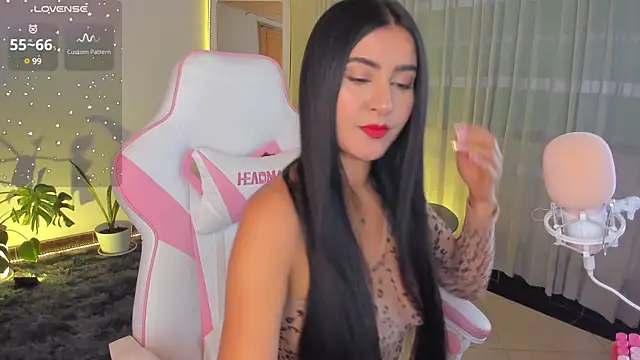 Violetta kim1 online show from 01/10/25, 12:49