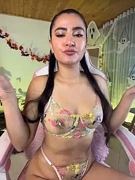 Violetta kim1 online show from 10/13/25, 05:57