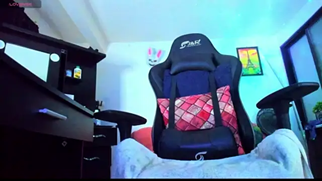 danitattoshot23cmc online show from 12/04/25, 02:21