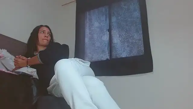 Mila cams1  online show from 01/28/25, 03:57