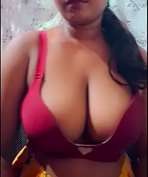 Snapshot of SLteena chatting on 05/18/26, 03:13 SLteena online show from 05/18/26, 03:13