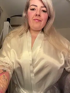 Snapshot of xxcurvyjessiexx chatting on 12/02/25, 08:04 xxcurvyjessiexx online show from 12/02/25, 08:04