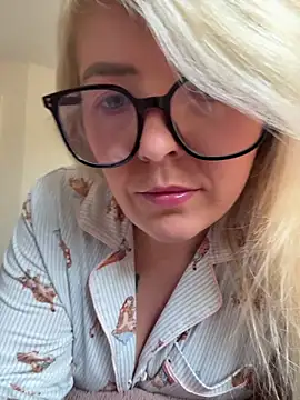 xxcurvyjessiexx online show from 03/29/26, 10:48