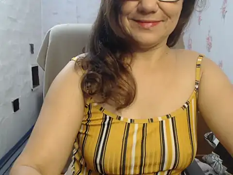 KittyyLaBeauty online show from 11/26/25, 06:14