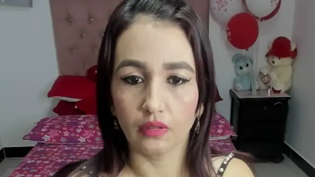 Karoline Moore online show from 02/19/25, 05:27