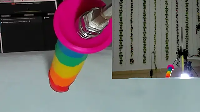 Daki Ume  online show from 10/30/25, 03:08